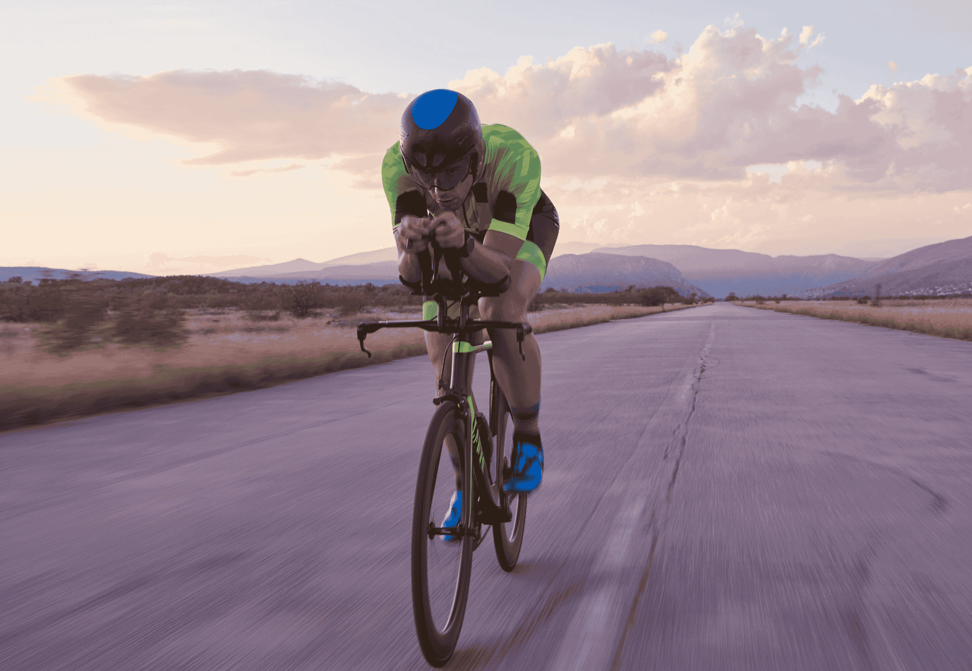 Athlete sharing a customer testimonial about Fuelly protein coffee providing energy for training and protein for recovery